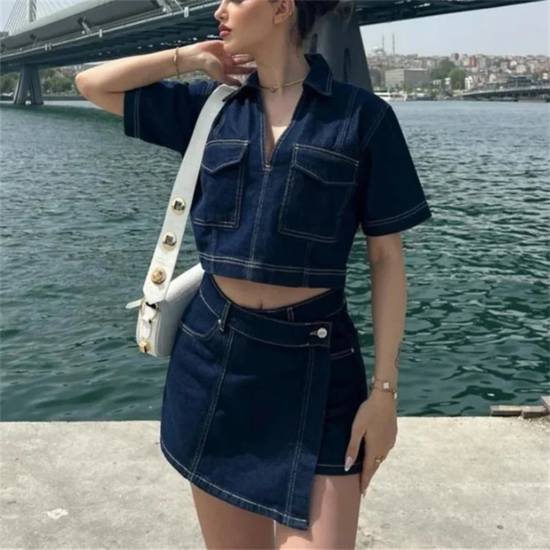 Conjunto Denim Celeste – Camisa Corta y Falda de Mezclilla