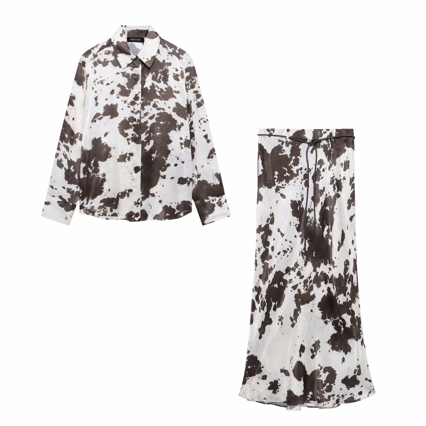 Conjunto Naomi - Conjunto estampado de camisa y falda con cinturón