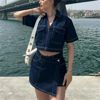 Conjunto Denim Celeste – Camisa Corta y Falda de Mezclilla